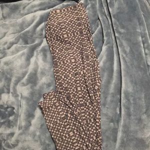 LuLaRoe one size leggings
